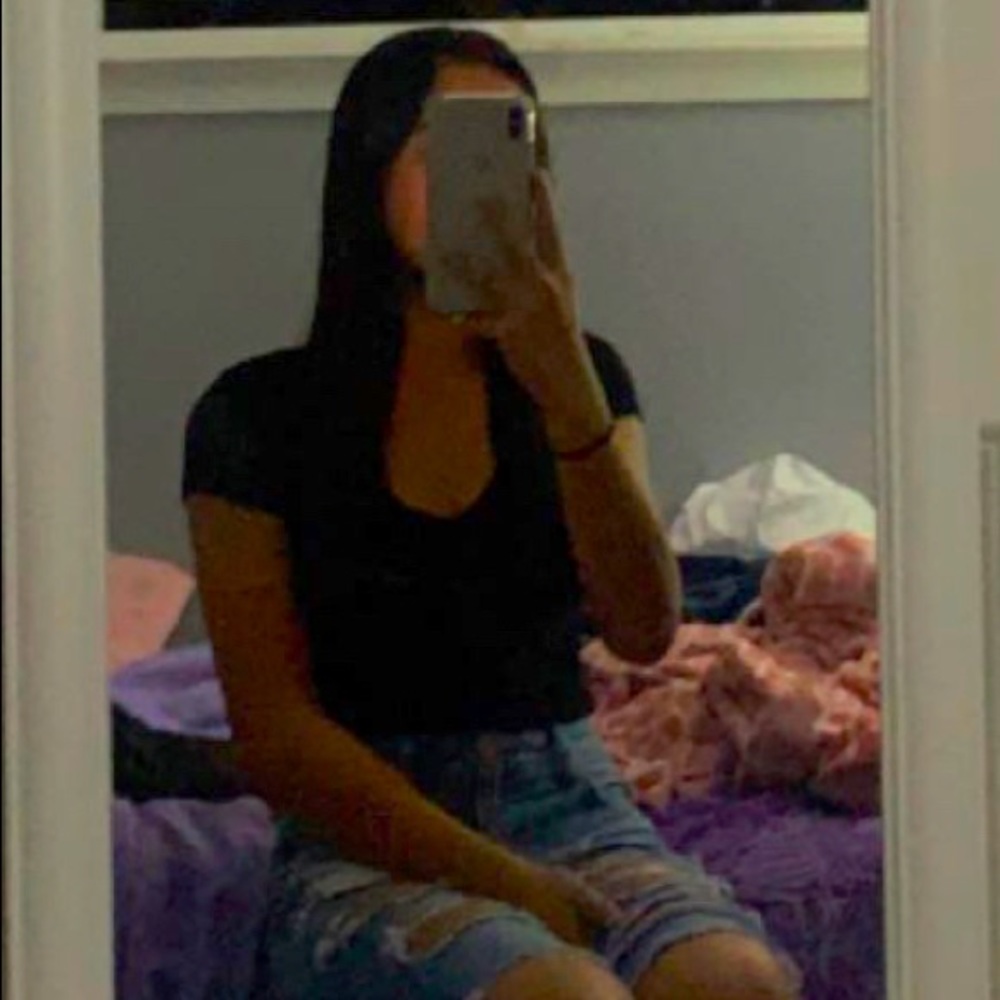 Meet your Posher, Isabella